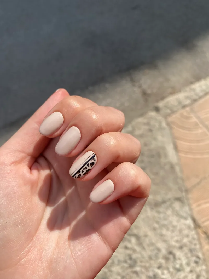Studio The One Bar Nails — снимка 3